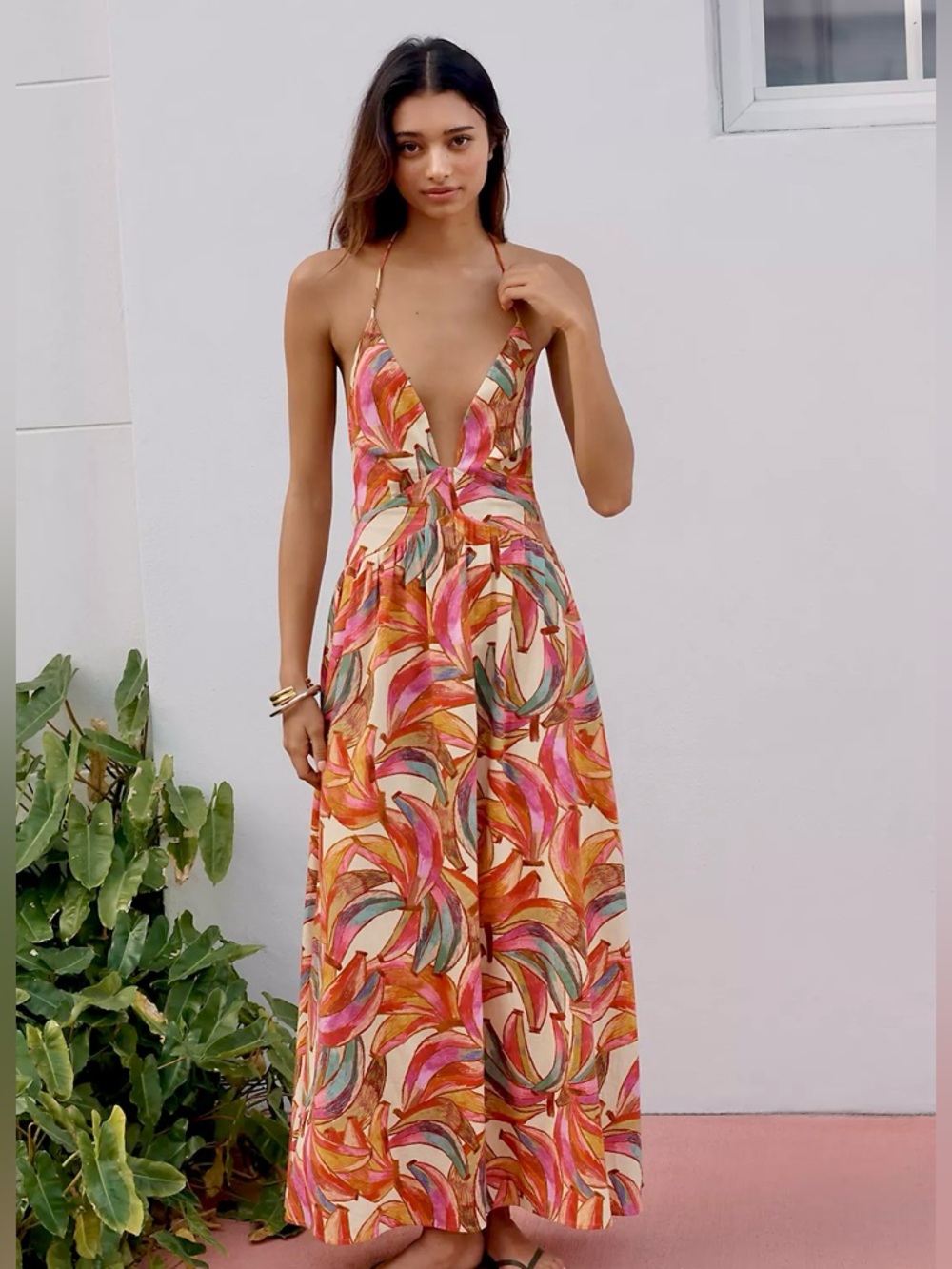 FARM Rio Plunge Neck Halter Maxi Dress in Tropical Pink Banana Print Size XS NWT